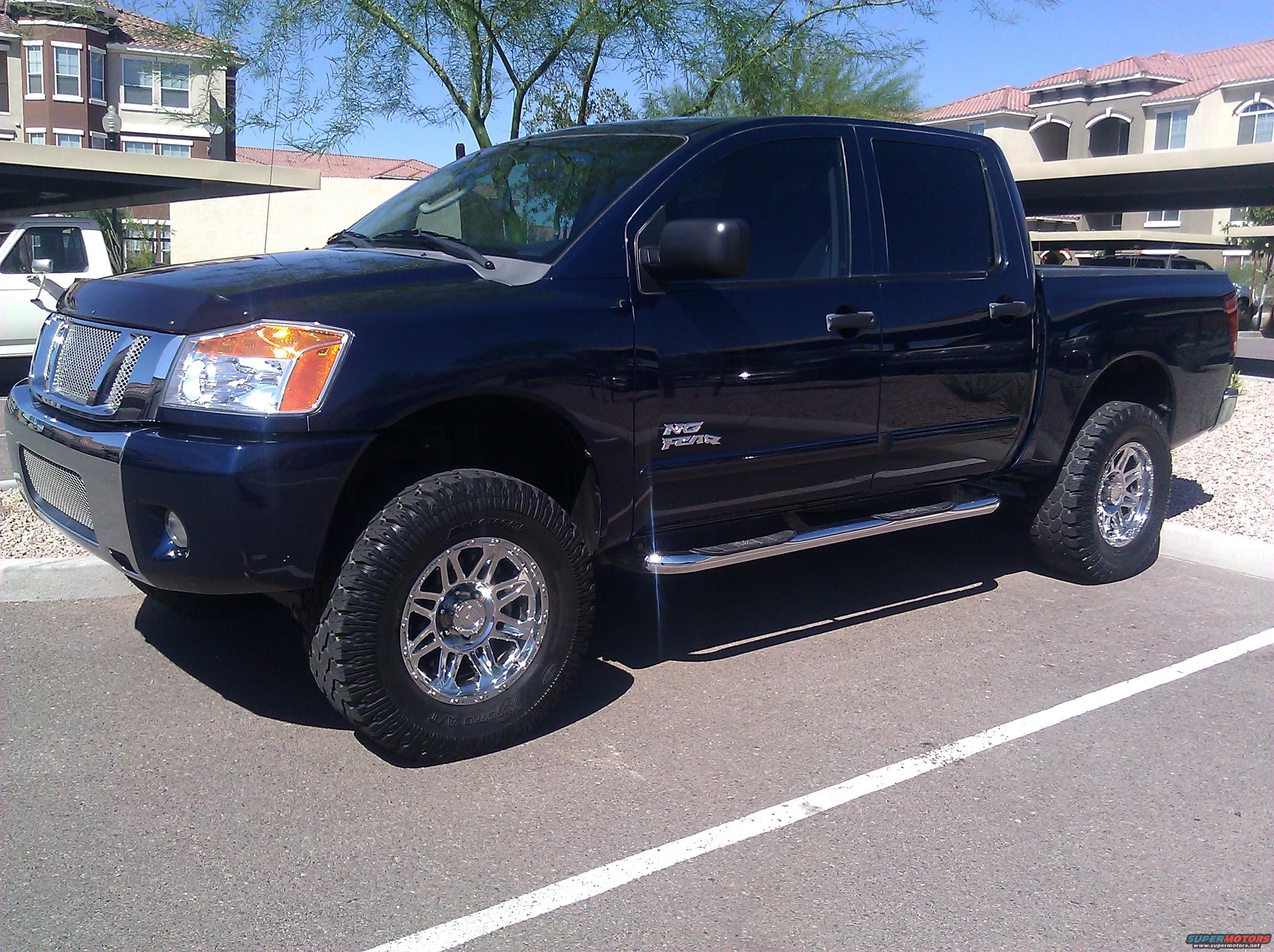 2008 Nissan Titan photo