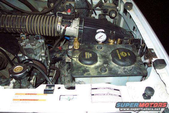 dcp_0379.jpg Compressor, Manifold Components & Master Toggle Switch.
(10/18/2003)