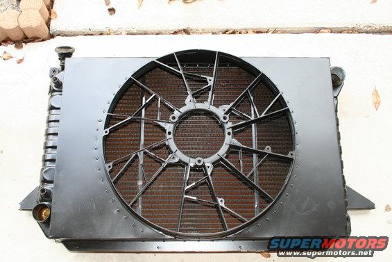 Radiator assembly with a large fan shroud attached