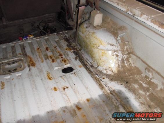 truck-bedliner-100.jpg