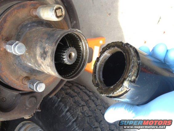 fr-removing-locking-nut.jpg 