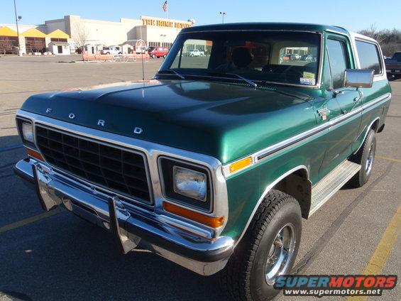 Green 1978 Ford Bronco front 3/4 view