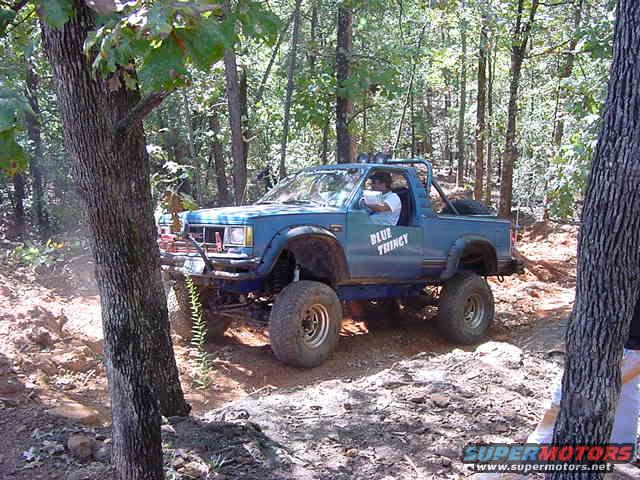 dsc00012.jpg twisted both rear axles