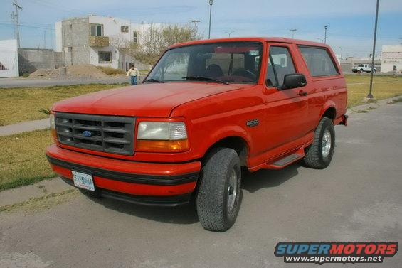 Red 1995 Ford Bronco 3q-front view