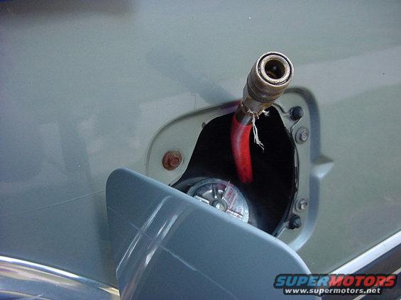 dsc00168.jpg hehehehe very very sneaky!!