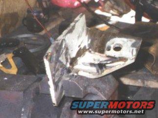 enginemount2.jpg Cut, bend, fill in the gaps