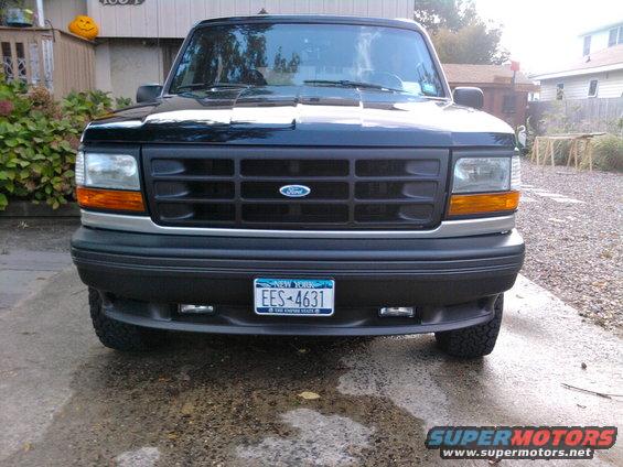 1014091056.jpg lightning valance with fog lights.