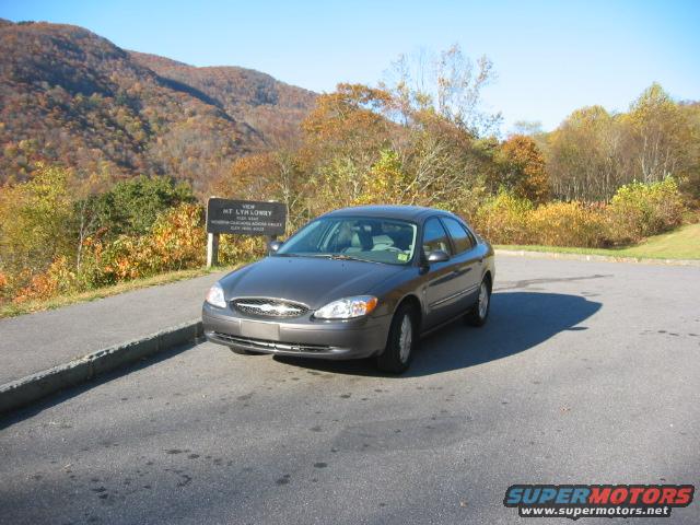 2003 Ford Taurus