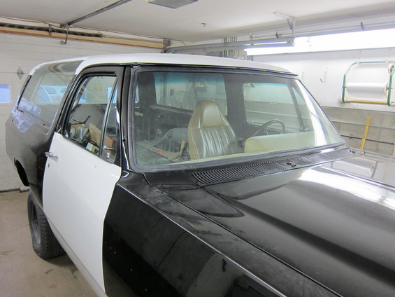 1987 Dodge Ramcharger interior and side view, undergoing bodywork