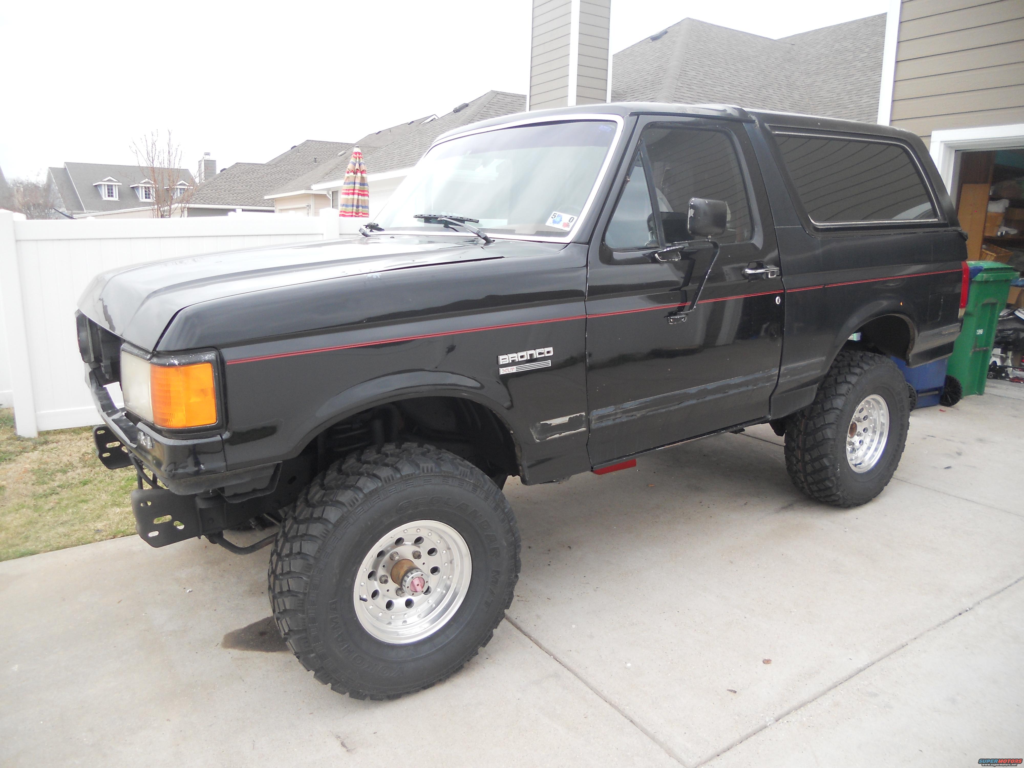 1991 Ford Bronco photo