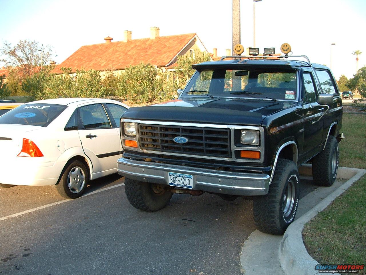 1985 Ford Bronco “psycho bitch”