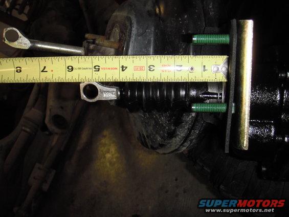 Measuring clutch master cylinder with a tape measure