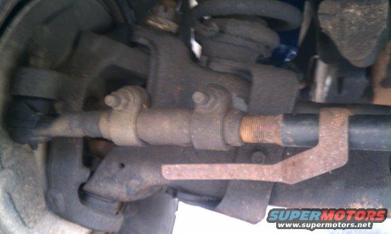 bronco-001-(1).jpg Passenger side Tie Rod End, The PO must of got a 2 for 1 sale on grease...rubber boot is blown out, it was so brittle just a knock w/my knuckle broke some of the boot off.