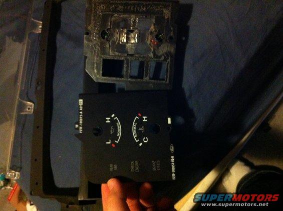 img_00571.jpg Next comes peeling off the Gauge face. It will be a bit resistant so take your time.