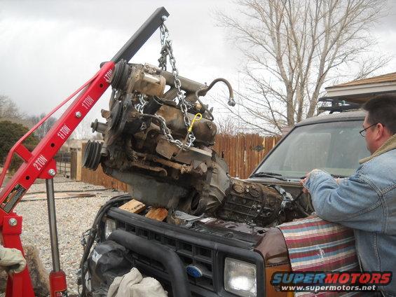 1992 Ford Explorer engine removal with engine hoist