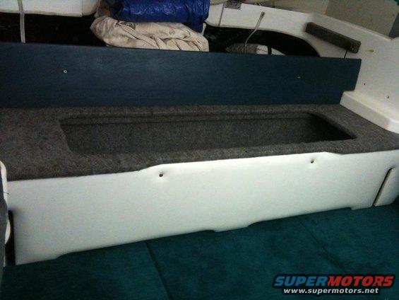 rear-panel-bench-installed.jpg 