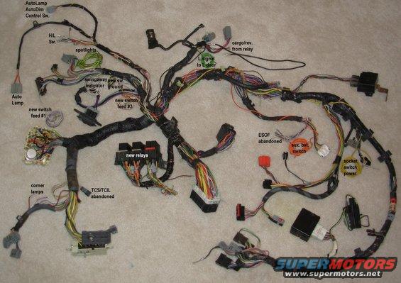 harness93moddash.jpg Most of the dash wiring mods are done, including 13 new relays (8 unused), AutoLamp/AutoDim headlights, and provisions for future mods.

[url=http://www.supermotors.net/registry/media/913276][img]http://www.supermotors.net/getfile/913276/thumbnail/harness93modrke.jpg[/img][/url]