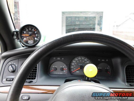 dash.jpg Launch Tach
Shift Light