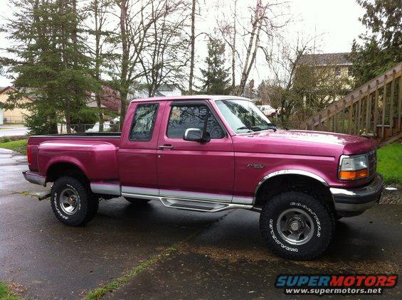 img_0107.jpg New tires and shocks installed with dirty rims.