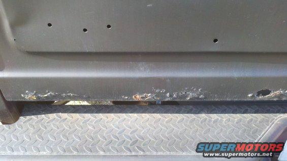 tailgate-rust.jpg