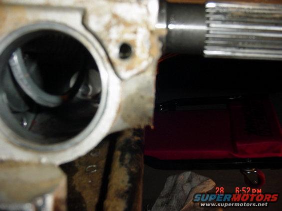 dsc01693.jpg Took a peak inside the speedo controller mount.....and this is what I saw