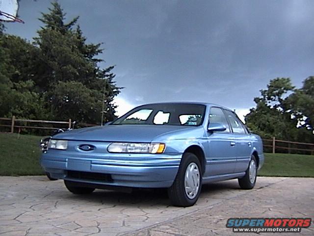 1995 Ford Taurus