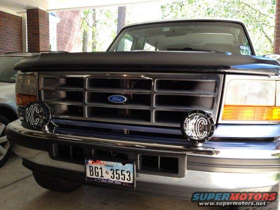 1996 Ford Bronco front grille with KC lights and Texas license plate