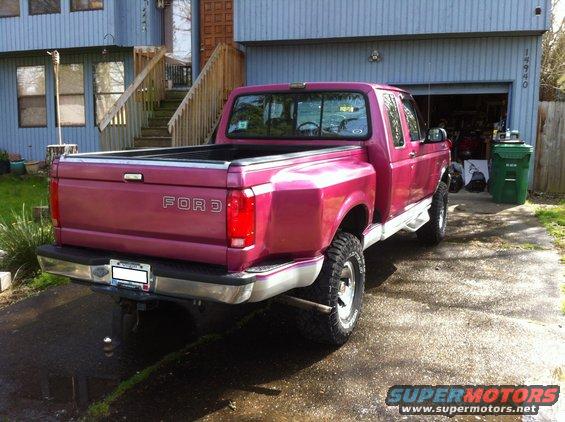 img_0146.jpg Fresh bath. Cleans up well.