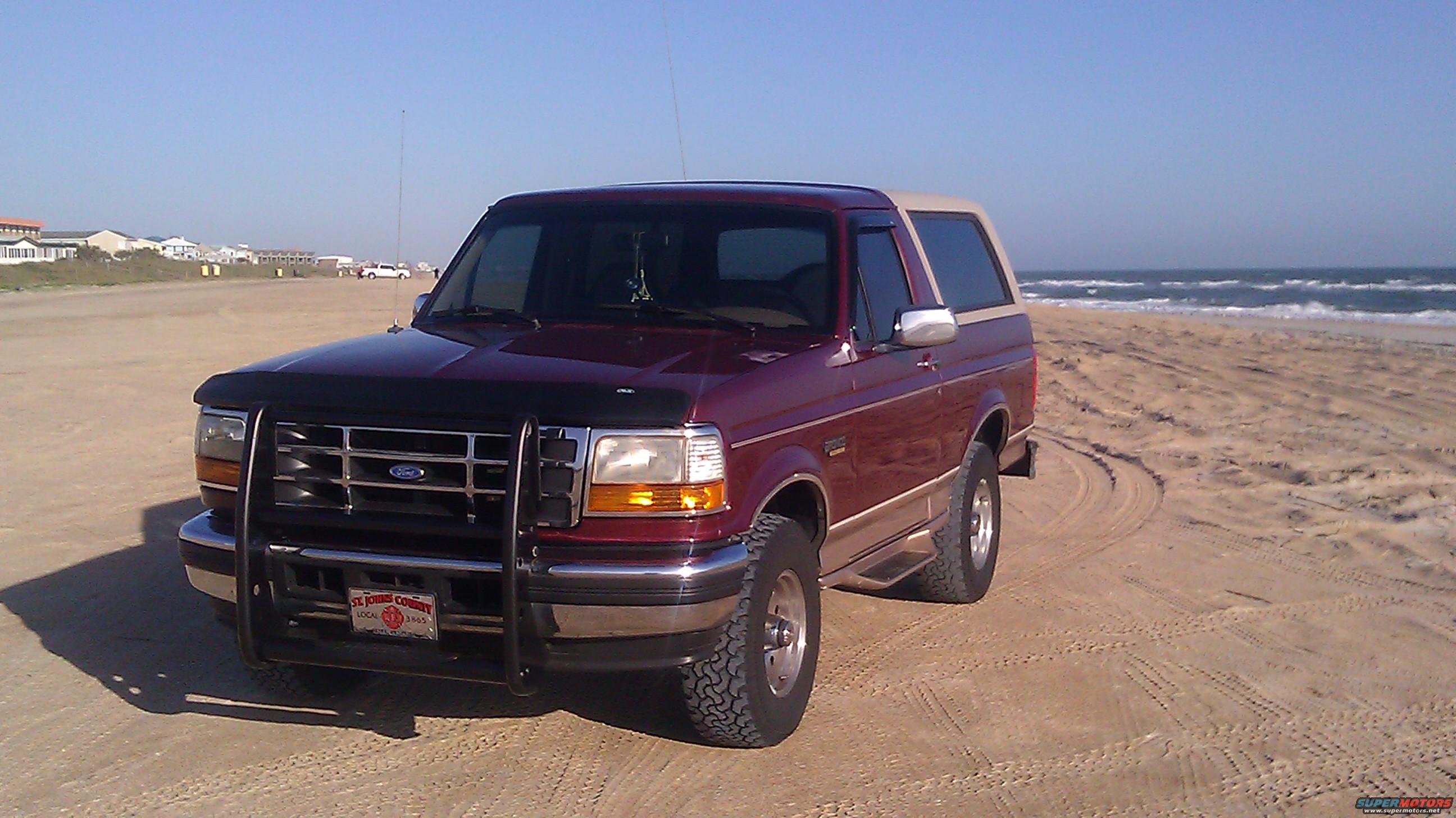 1996 Ford Bronco photo