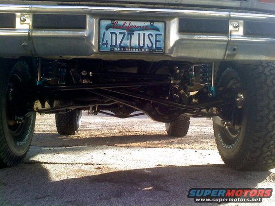 1986 Ford Bronco rear axle and suspension with California license plate 4DZT USE