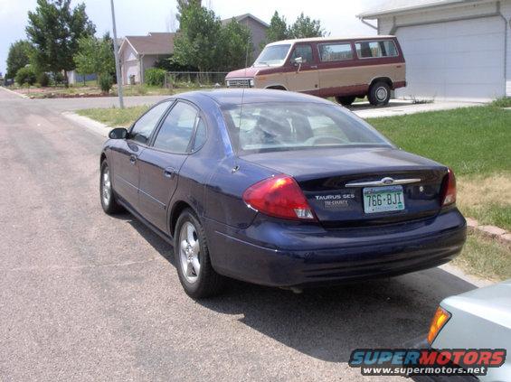 taurus02.jpg Rear Profile of my Taurus