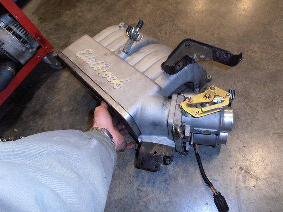 edelbrock-intake.jpg 