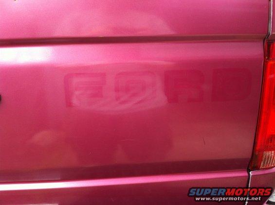 img_02021.jpg Can clearly see the fade in the paint from the years.