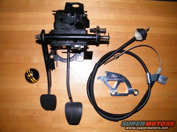 Manual transmission pedal assembly with Ford Racing bracket and shifter knob