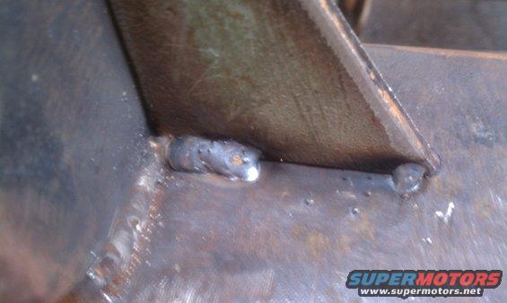 Welded metal joint on a vehicle part