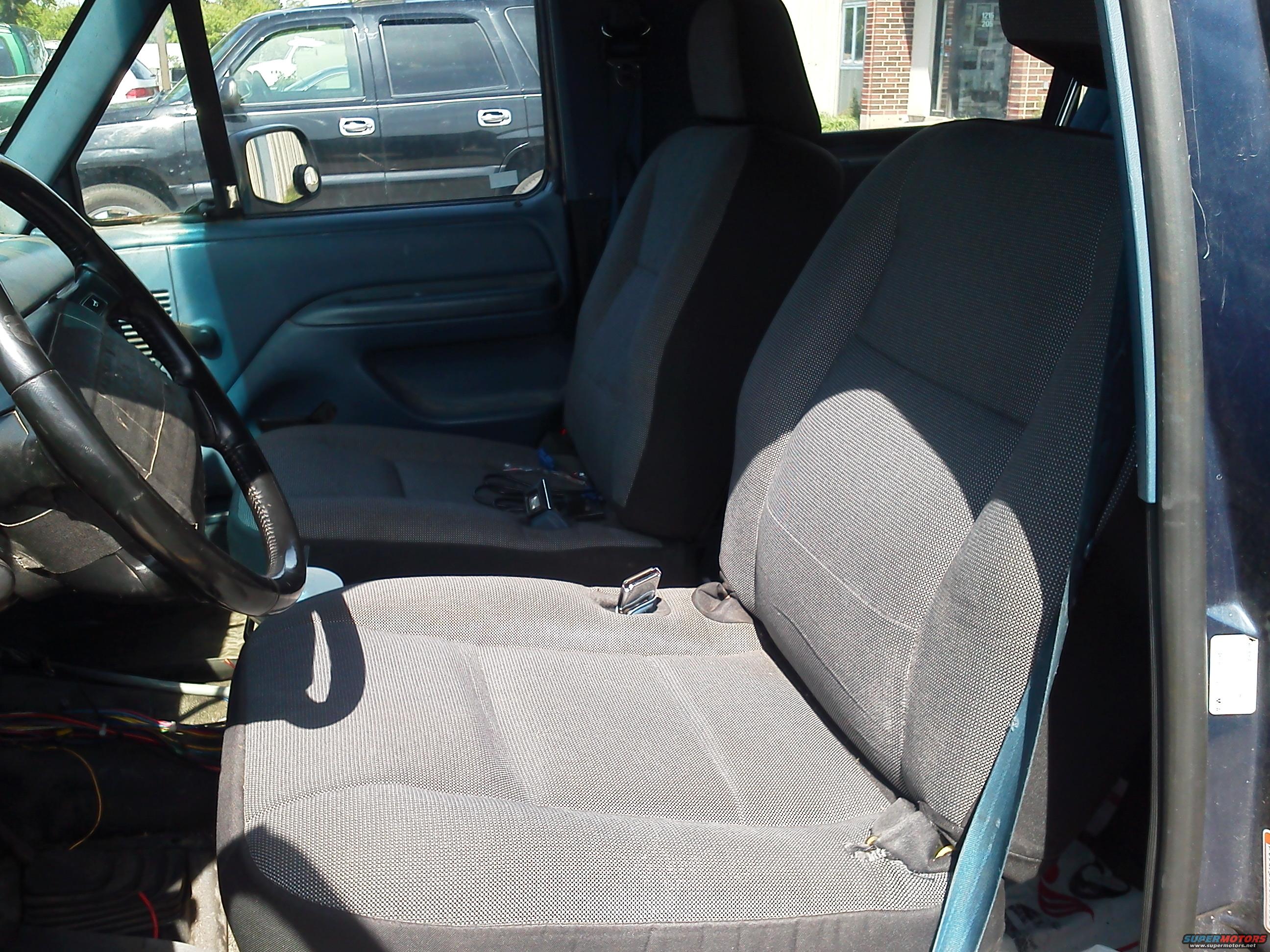 1995 Ford Bronco photo