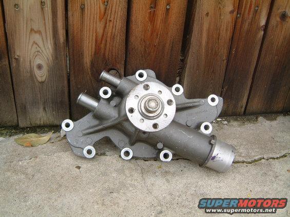 parts12.jpg water pump for 302/351 applications
installed never run
asking $95 USD shipped