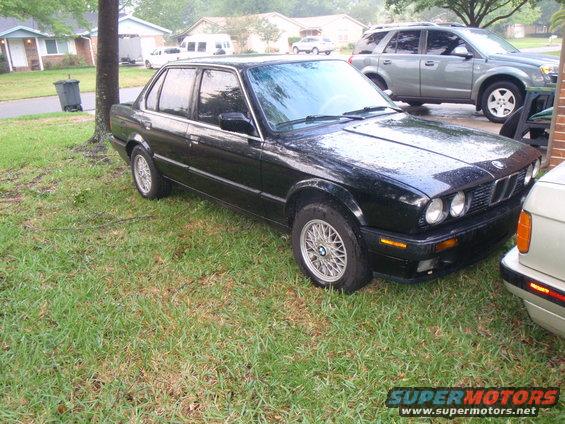 Black 1991 BMW 3 Series sedan, 3/4 front view