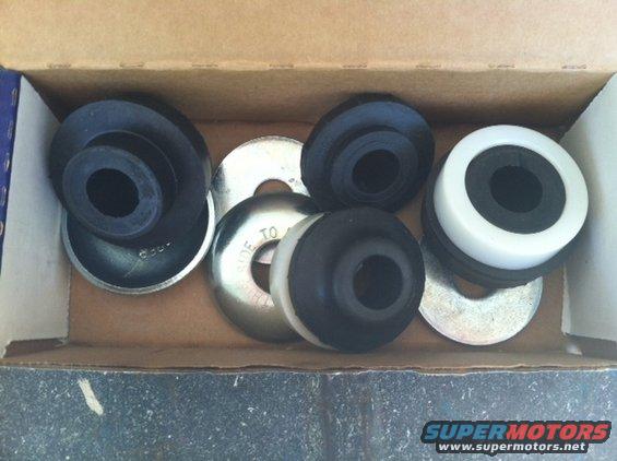 Moog Radius Arm Bushings
87-96 Bronco & F150
87-97 F250 & F350
83-97 Ranger, Bronco II, Explorer, Navajo, B2300, B3000, B4000