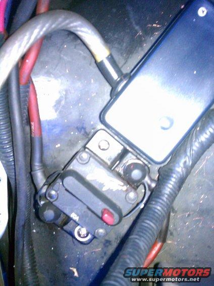 circuit-breaker-1.jpg 