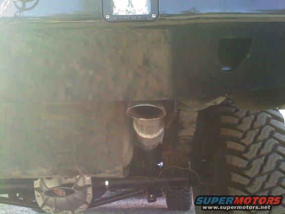 81a-exhaust.jpg 