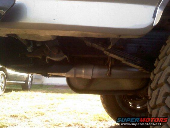 81c-exhaust.jpg 