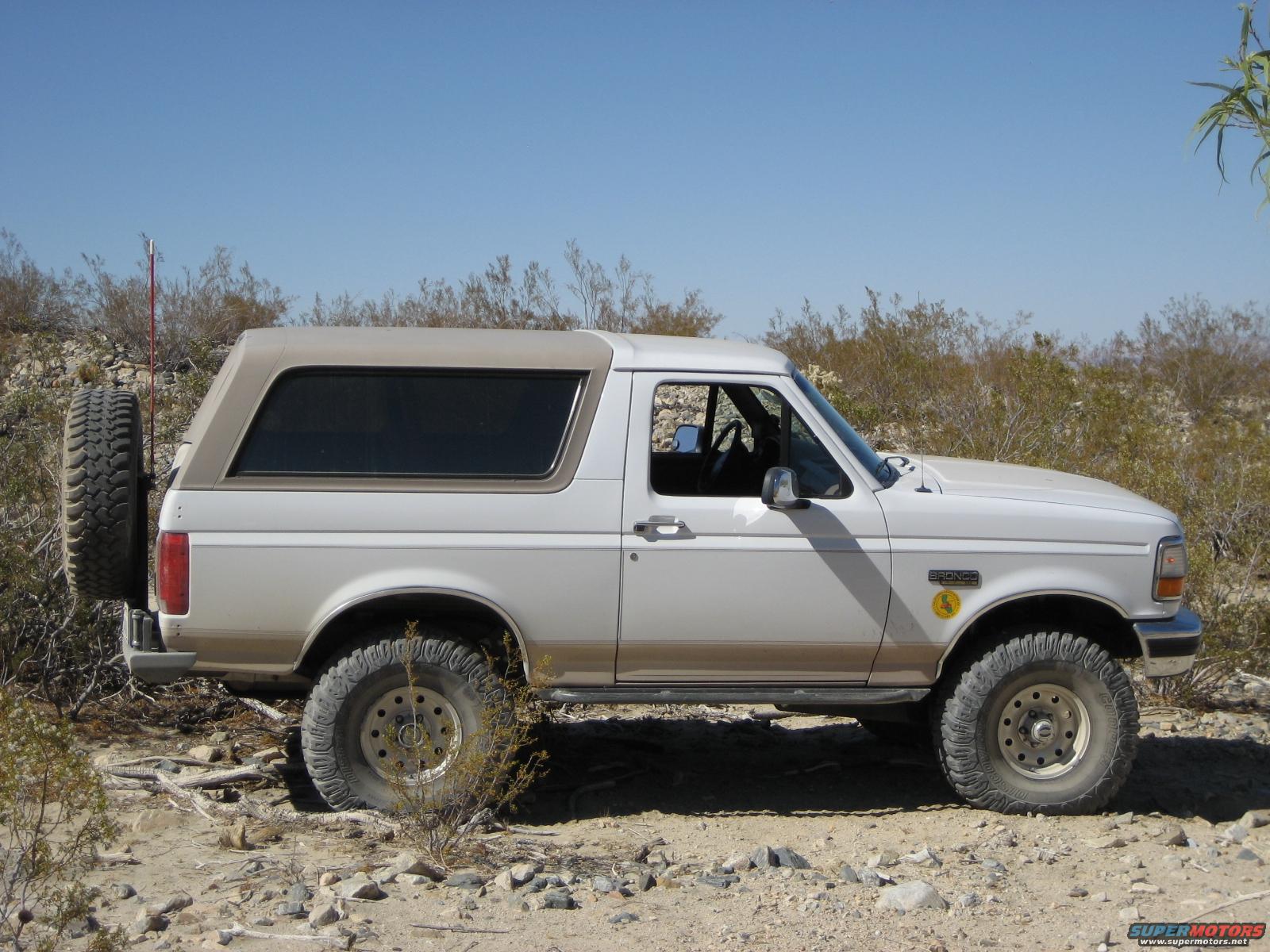 1996 Ford Bronco photo