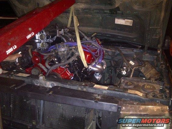 img2012051200136.jpg Almost ready to start hooking everything back up.