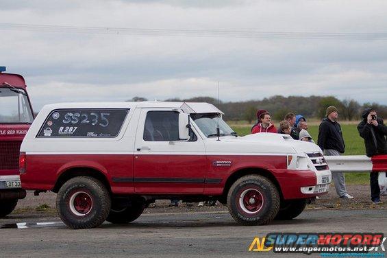 525269_10150716382459520_264603869519_9261506_.jpg at the track