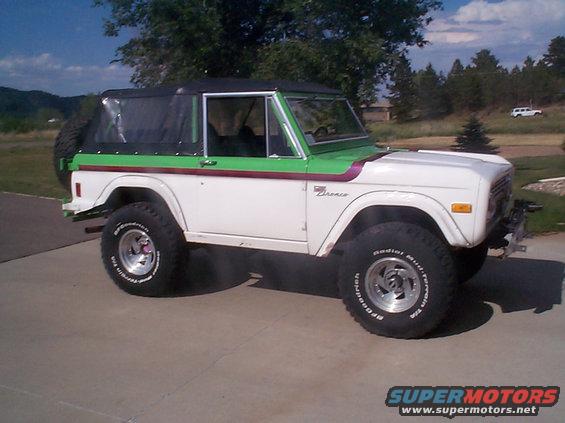 dcp01574.jpg Chris Roberts
5.0 EFI, C4, detroit rear, electric detroit front
35's