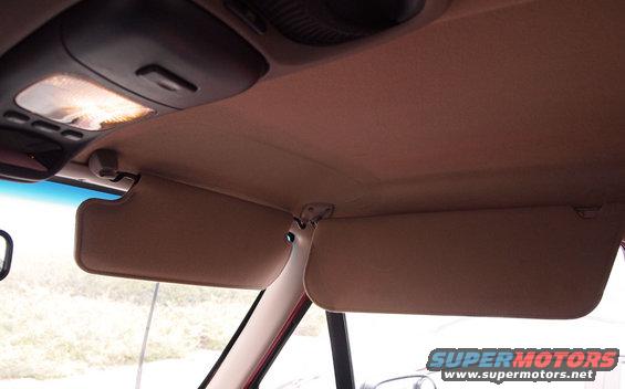 Interior ceiling and sun visors of a vehicle