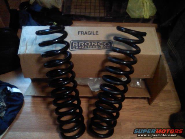 Got to love the ups man!

superlift 6-6.5" coils