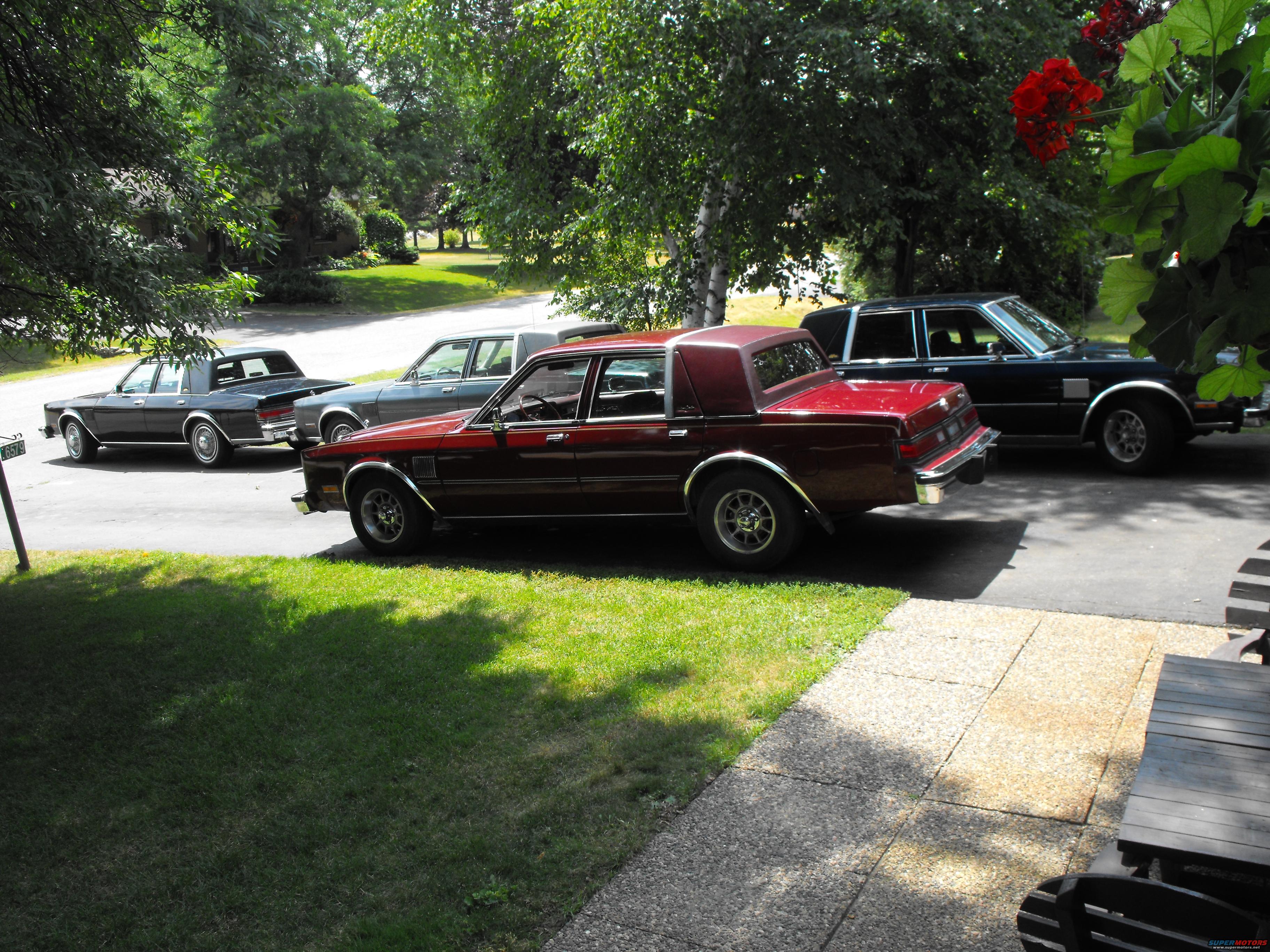 1982 Chrysler New Yorker photo