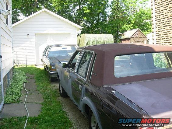 1988 Lincoln Town Car rear quarter view, brown